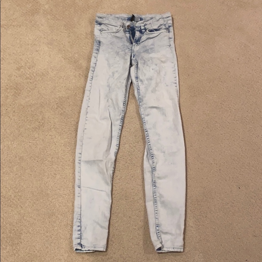 H&M divided jeans